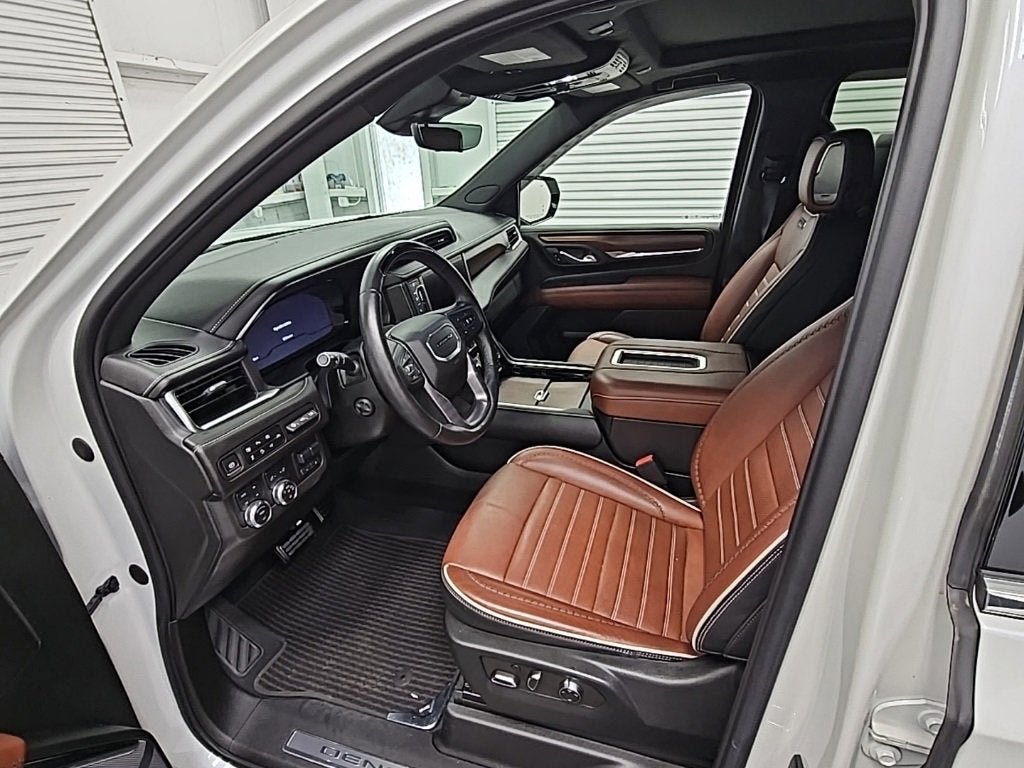 2023 GMC Yukon XL Denali Ultimate