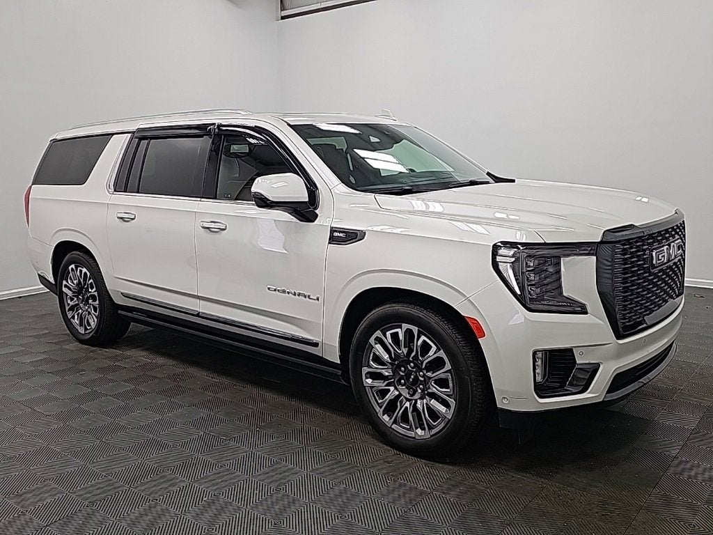 2023 GMC Yukon XL Denali Ultimate