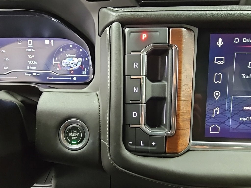 2023 GMC Yukon XL Denali Ultimate