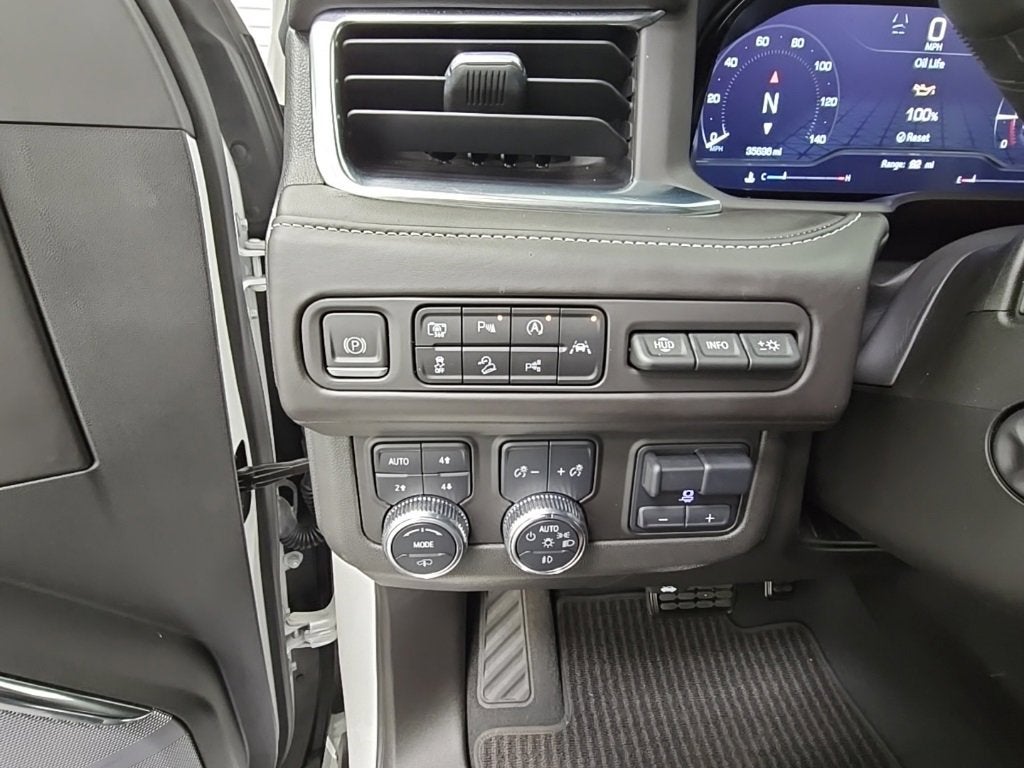 2023 GMC Yukon XL Denali Ultimate