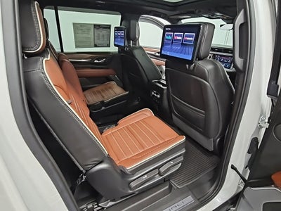 2023 GMC Yukon XL Denali Ultimate