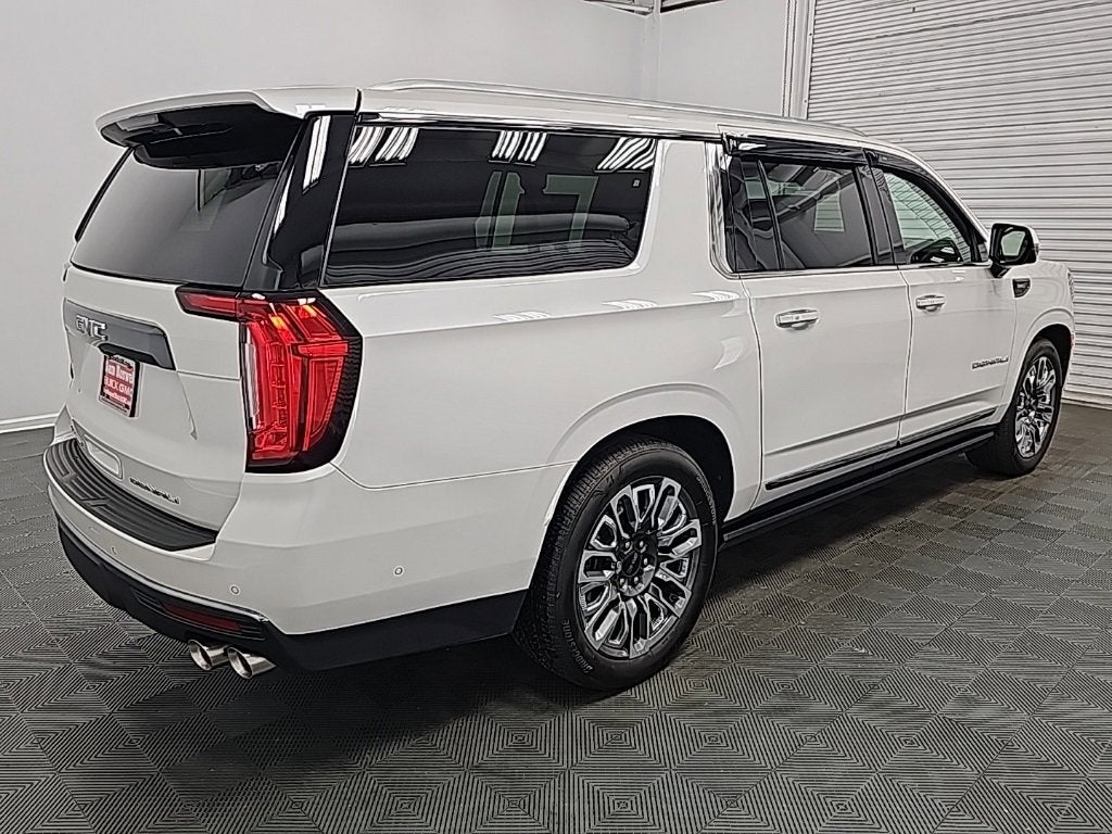 2023 GMC Yukon XL Denali Ultimate
