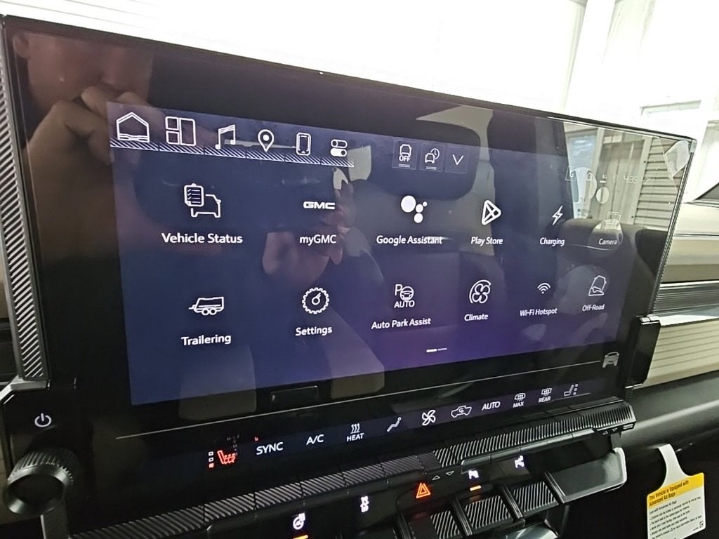 2026 GMC HUMMER EV SUV 2X