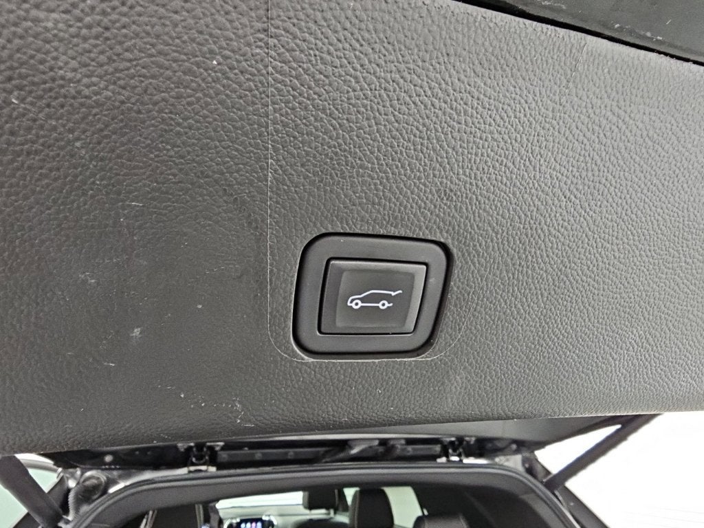 2023 Chevrolet Traverse Premier - Photo 40