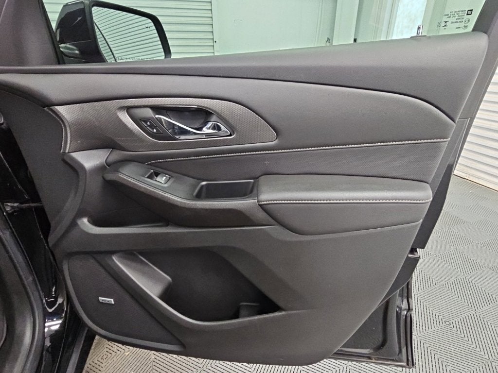2023 Chevrolet Traverse Premier - Photo 46