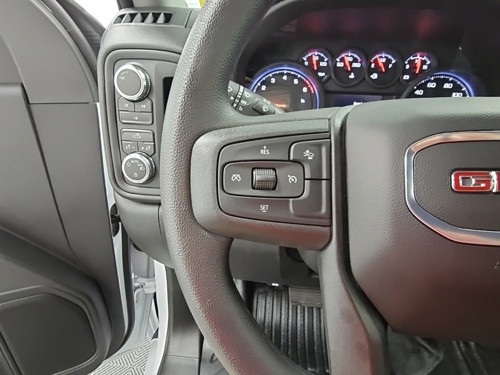 2025 GMC Sierra 2500 HD Pro