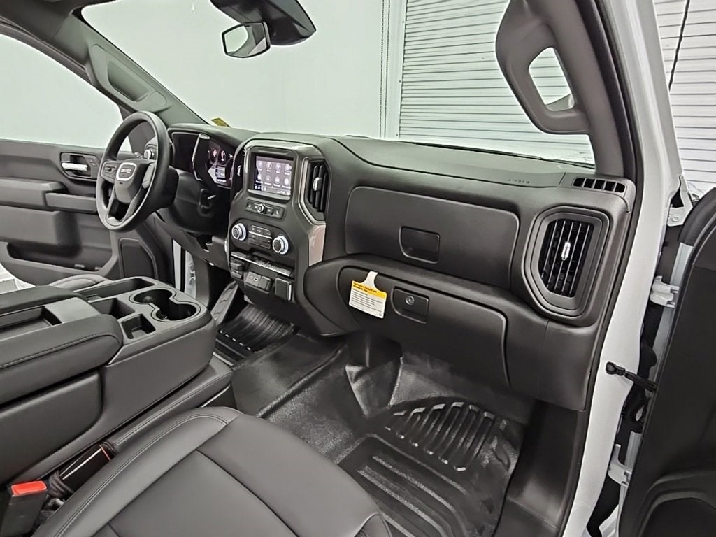 2025 GMC Sierra 2500 HD Pro