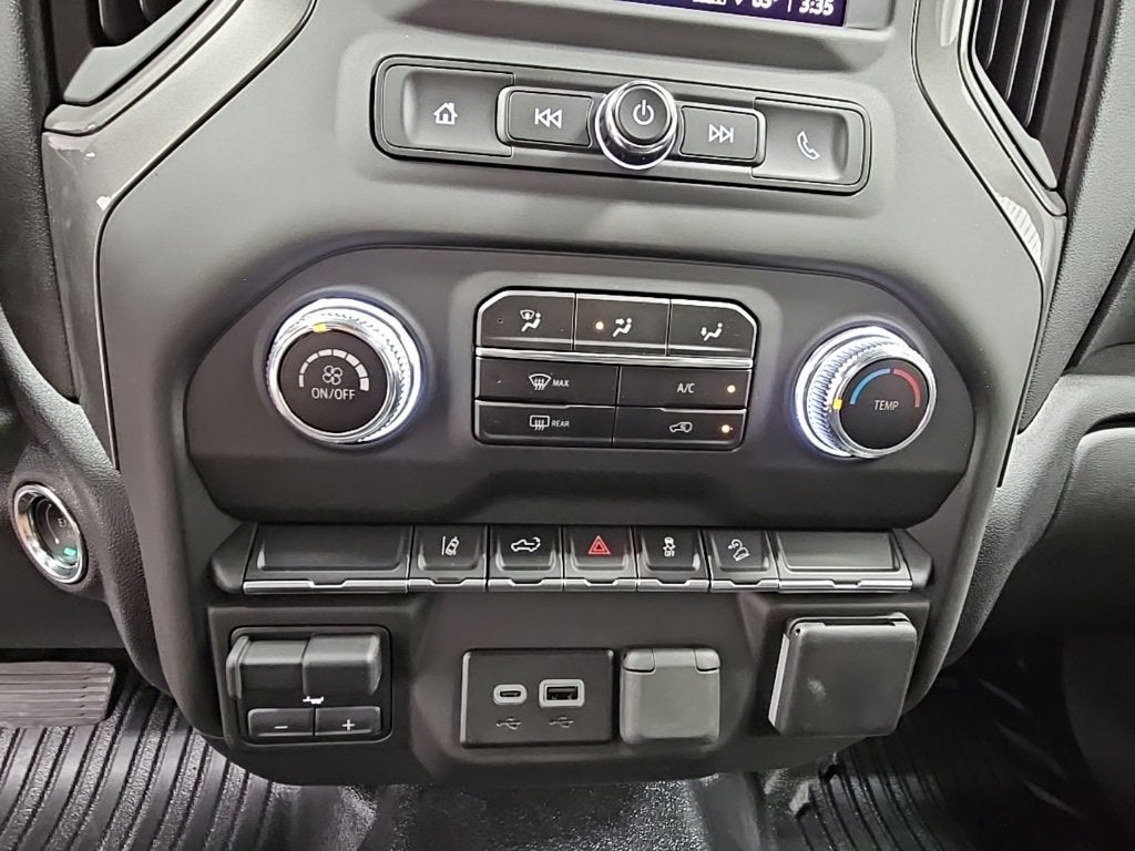 2025 GMC Sierra 2500 HD Pro