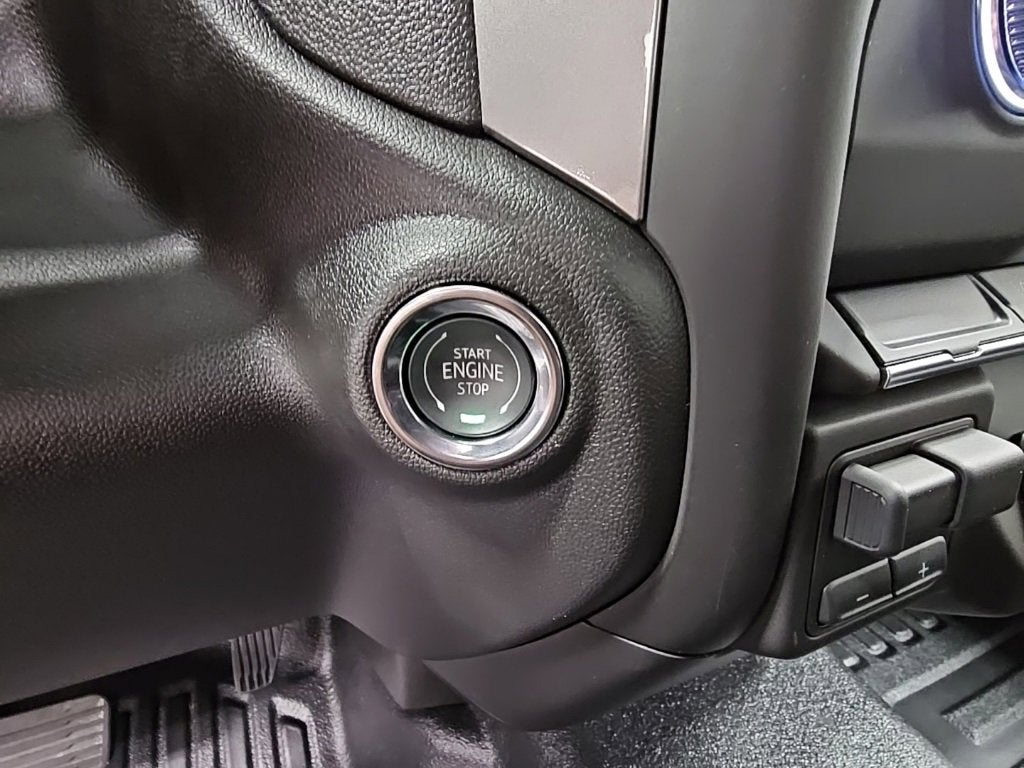 2025 GMC Sierra 2500 HD Pro