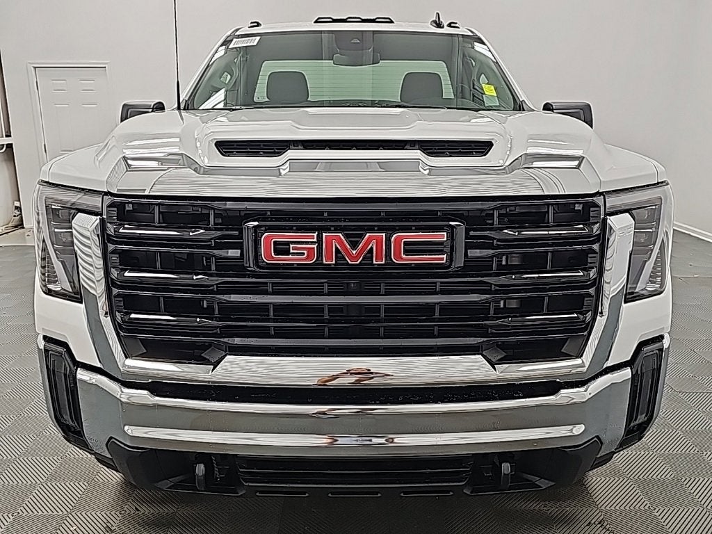 2025 GMC Sierra 2500 HD Pro