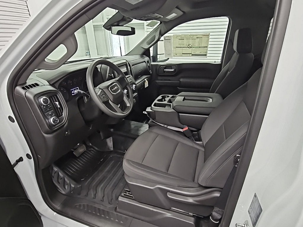 2025 GMC Sierra 3500 HD Pro