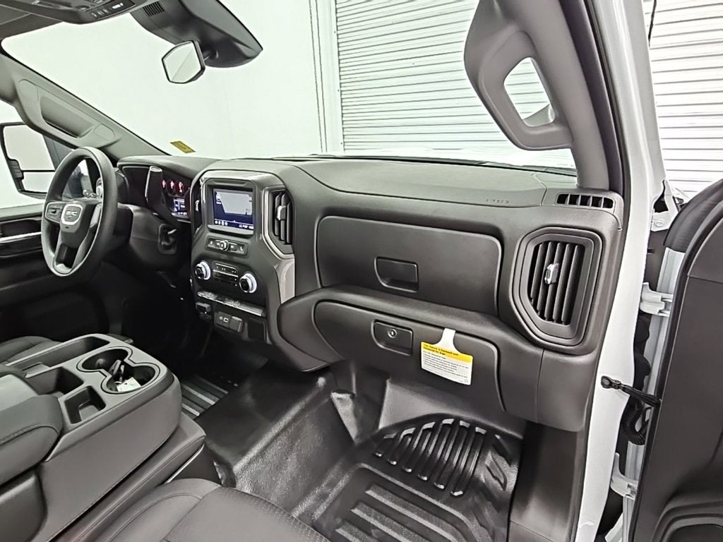 2025 GMC Sierra 3500 HD Pro