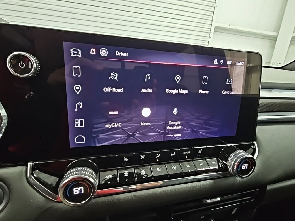 2025 GMC Canyon Elevation