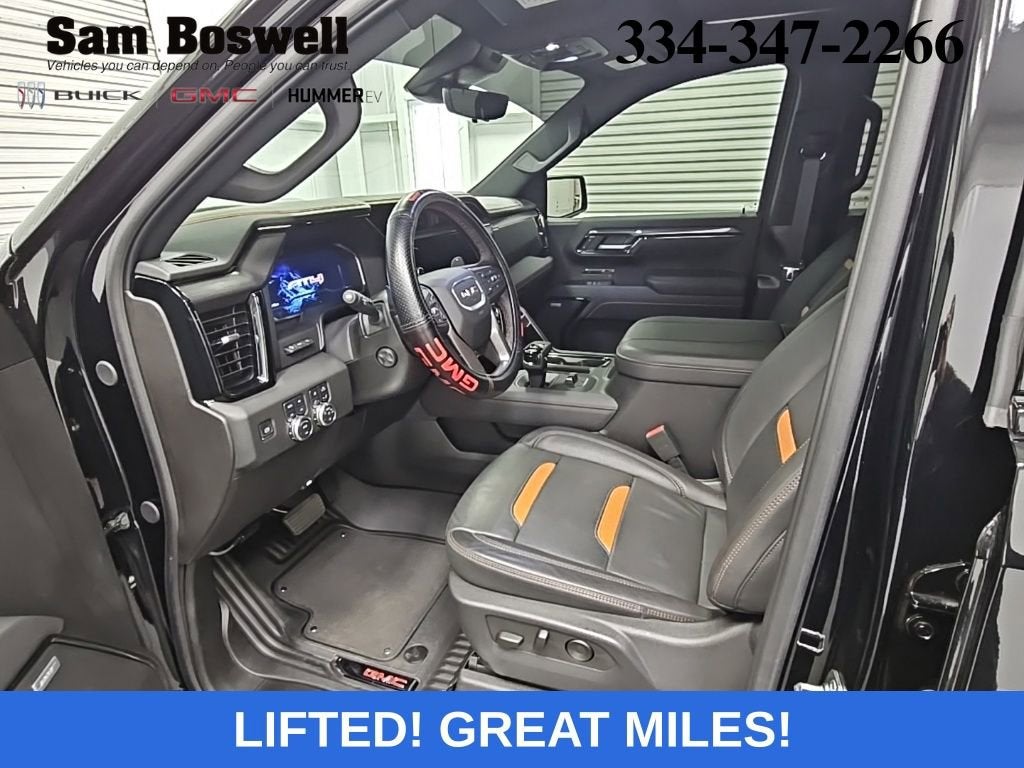 2025 GMC Sierra 1500 AT4