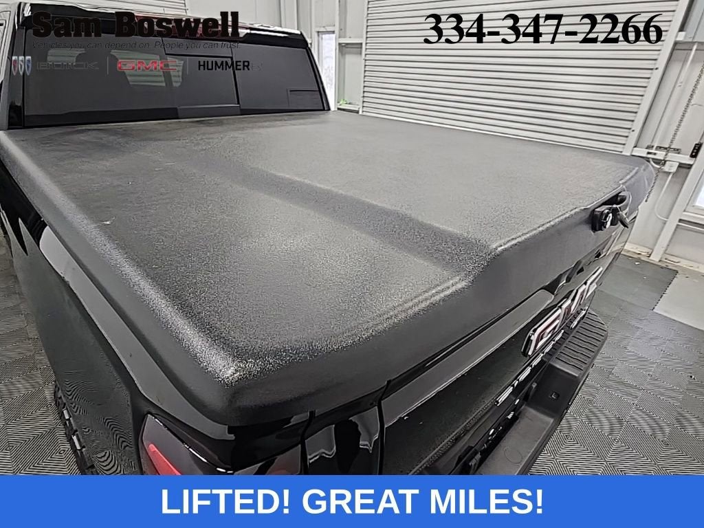 2025 GMC Sierra 1500 AT4