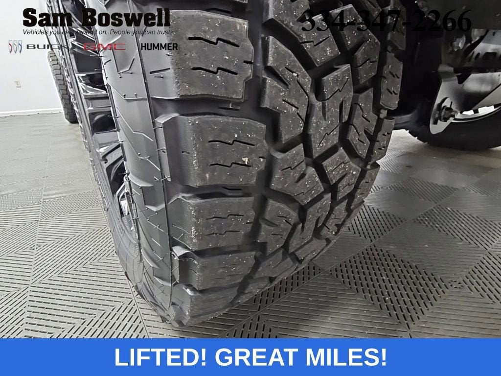 2025 GMC Sierra 1500 AT4