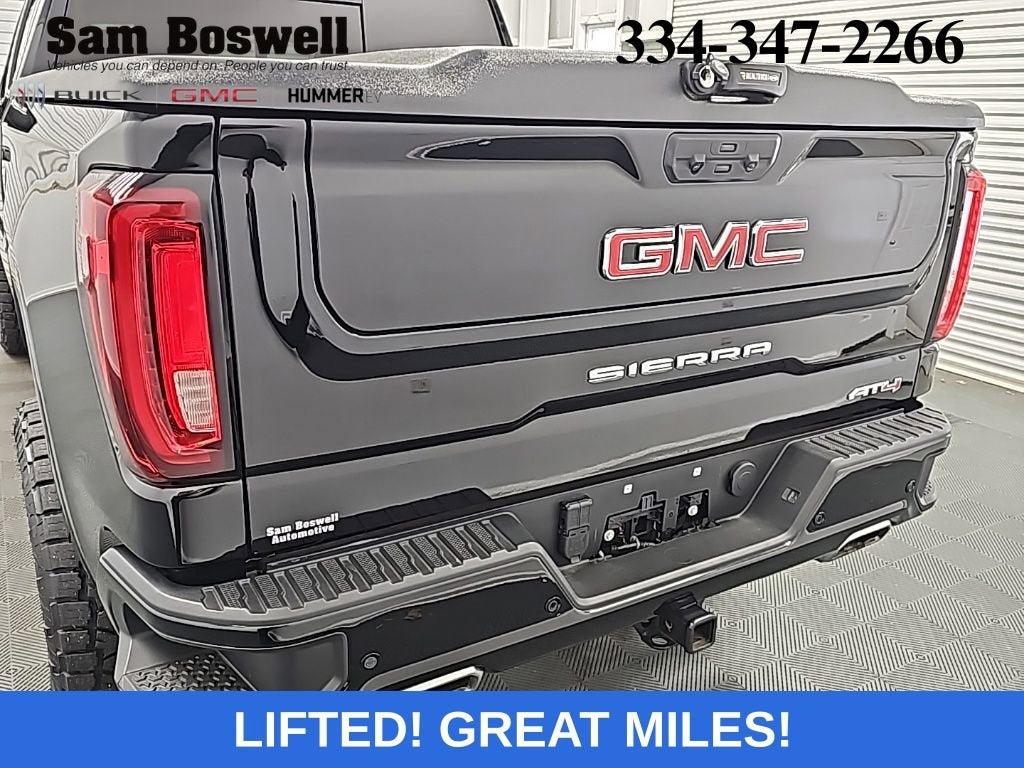 2025 GMC Sierra 1500 AT4