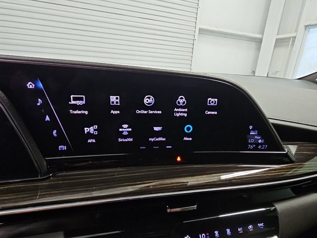 2022 Cadillac Escalade Premium Luxury