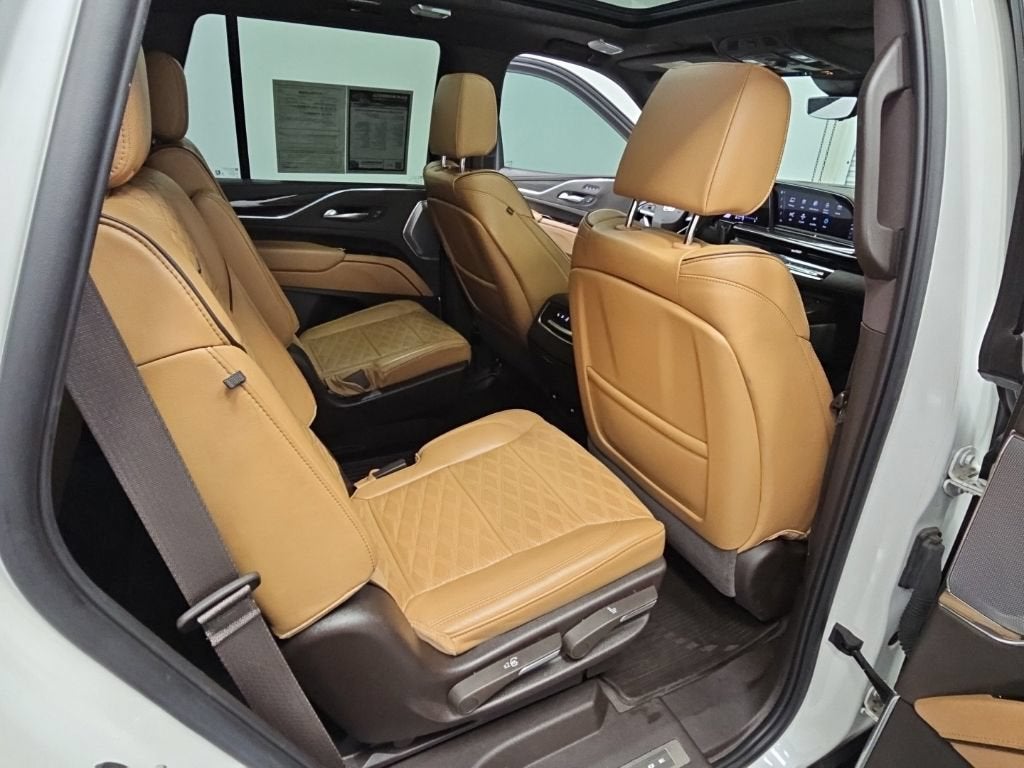 2022 Cadillac Escalade Premium Luxury