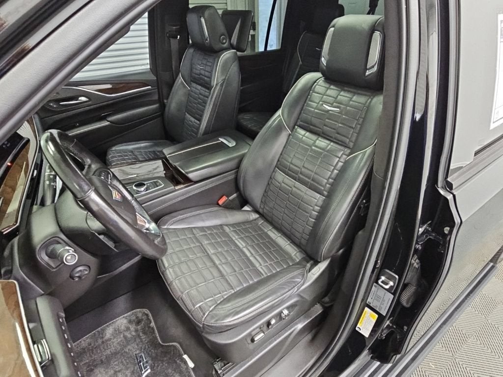 2021 Cadillac Escalade ESV Sport Platinum