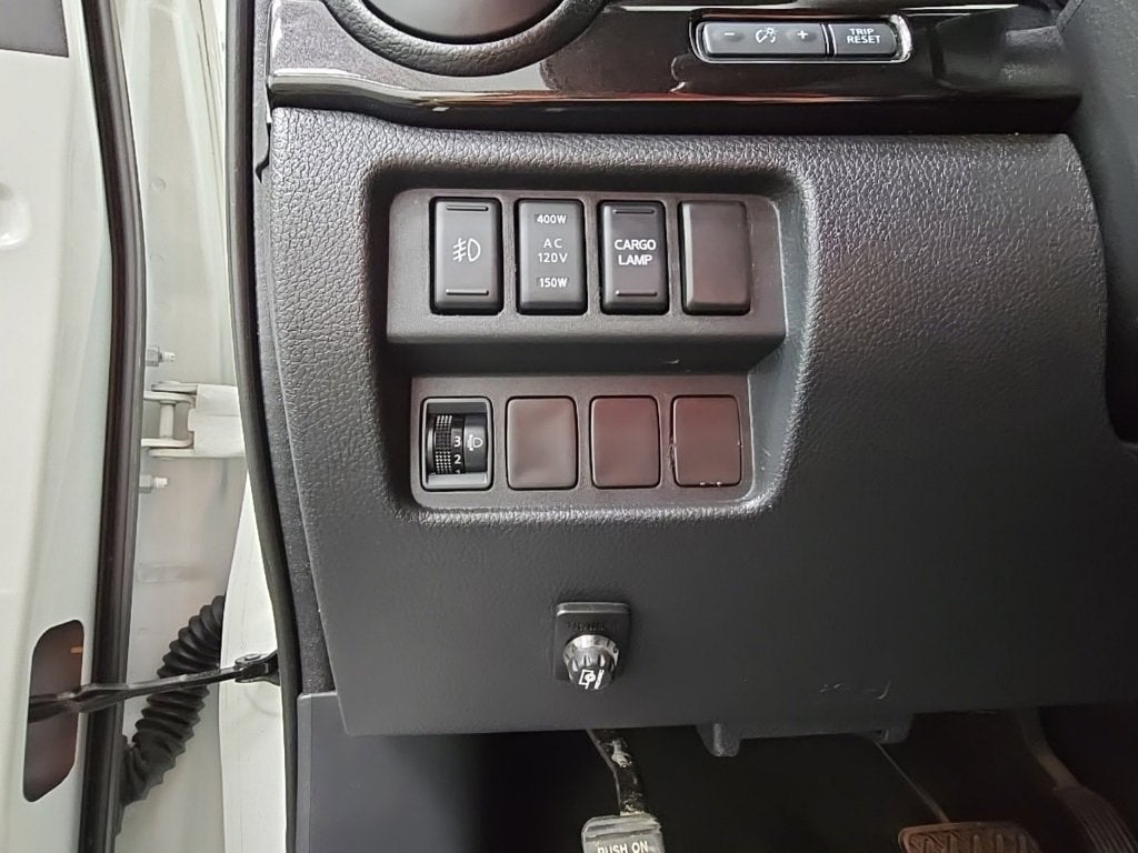 2018 Nissan Titan SL