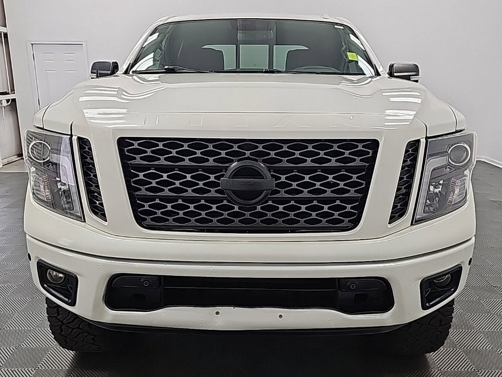 2018 Nissan Titan SL