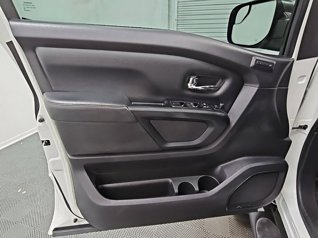 2018 Nissan Titan SL