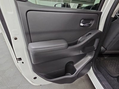 2022 Nissan Frontier Crew Cab SV 4x2