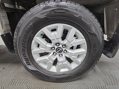 2022 Nissan Frontier Crew Cab SV 4x2