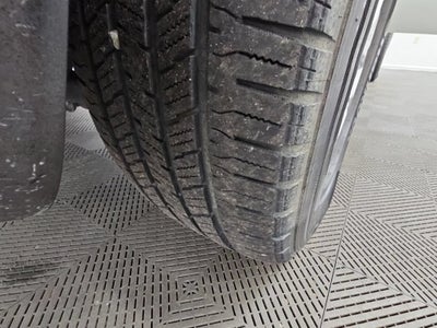 2022 Nissan Frontier Crew Cab SV 4x2