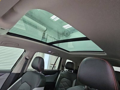 2024 Volkswagen Atlas 2.0T Peak Edition SEL