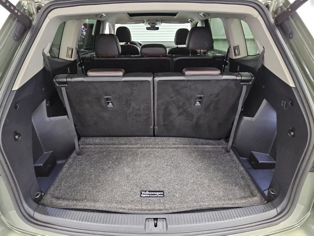 2024 Volkswagen Atlas 2.0T Peak Edition SEL