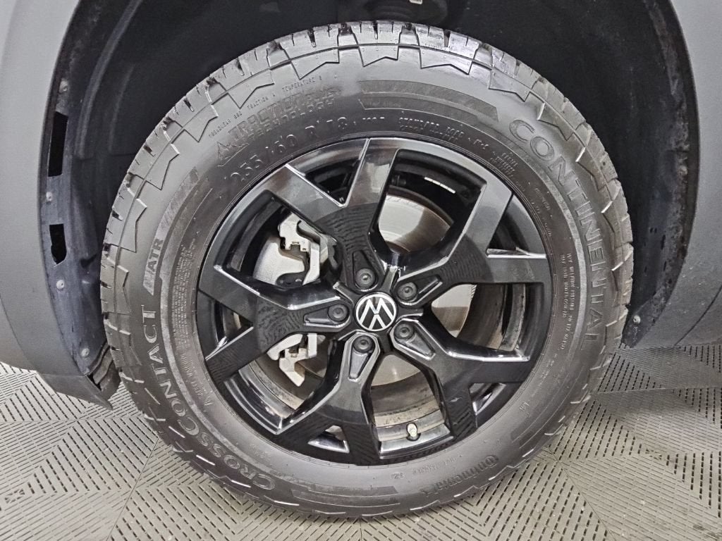 2024 Volkswagen Atlas 2.0T Peak Edition SEL