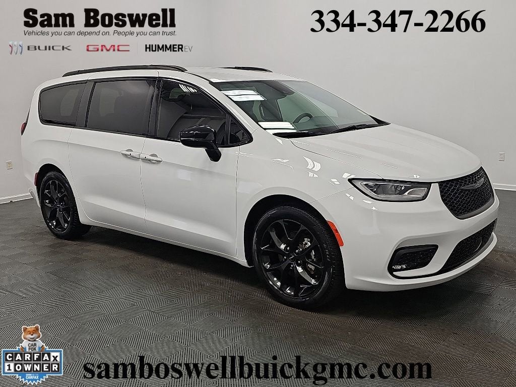 2024 Chrysler Pacifica Touring L