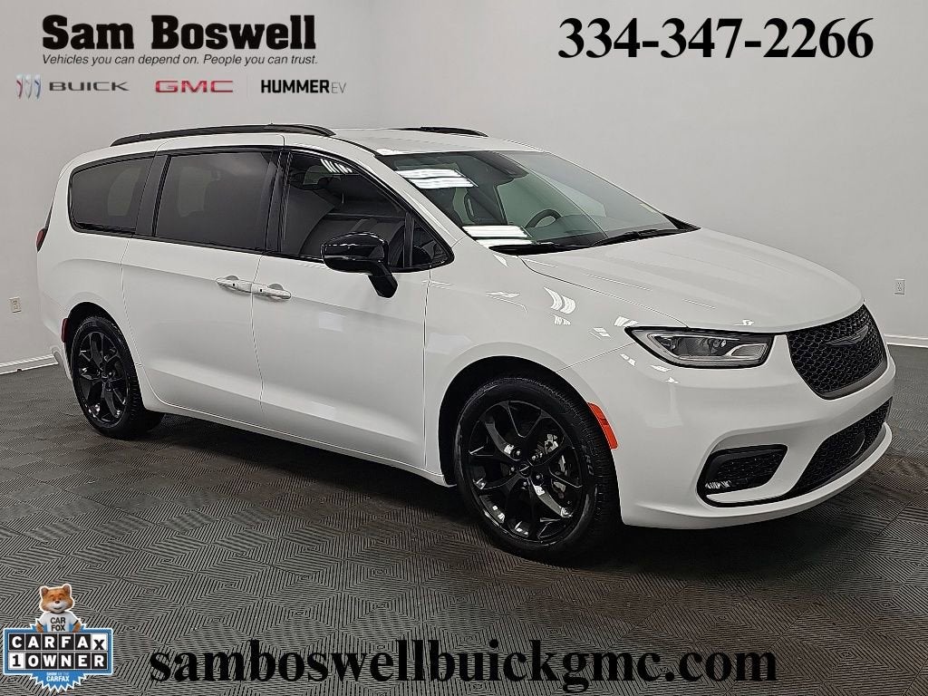 2024 Chrysler Pacifica Touring L