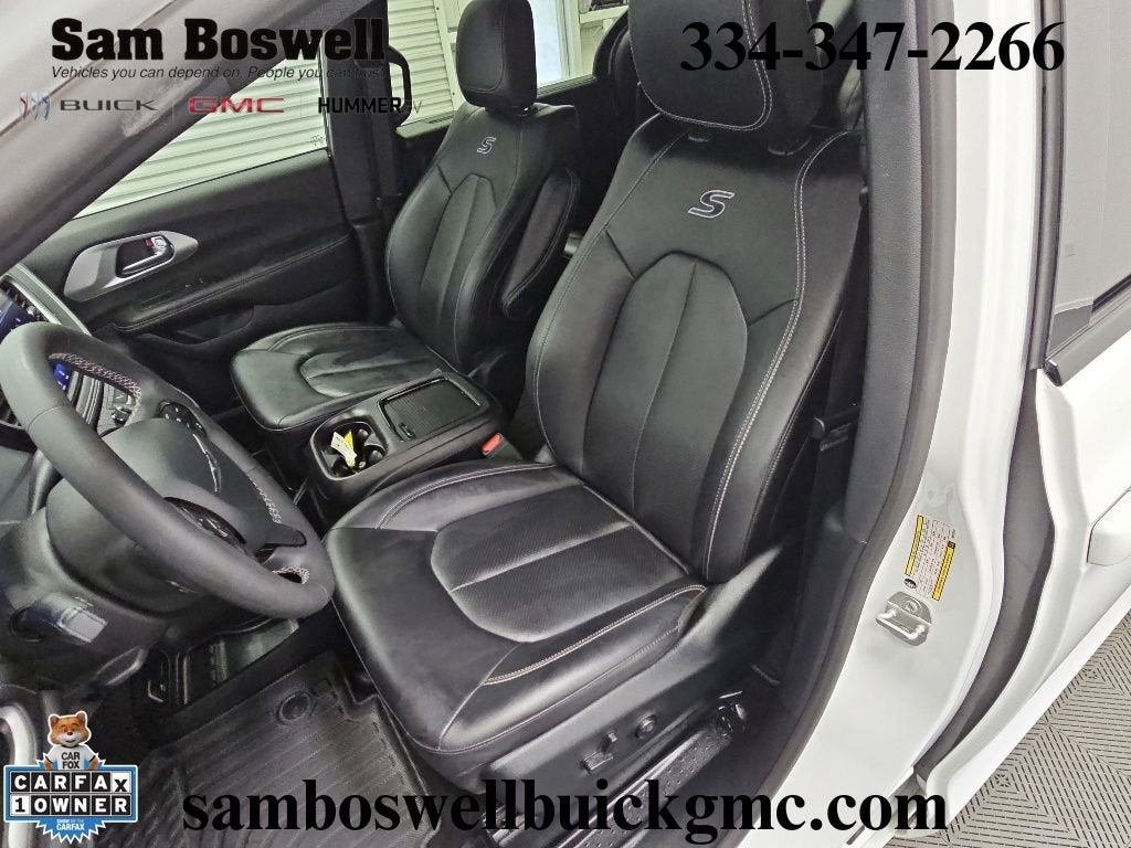 2024 Chrysler Pacifica Touring L