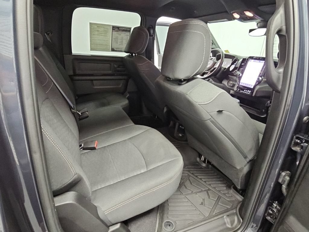 2026 RAM 2500 Tradesman Crew Cab 4x4 6'4" Box