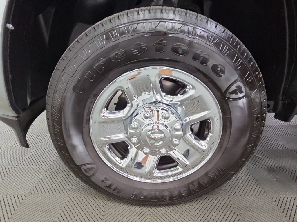 2026 RAM 2500 Tradesman Crew Cab 4x4 6'4" Box