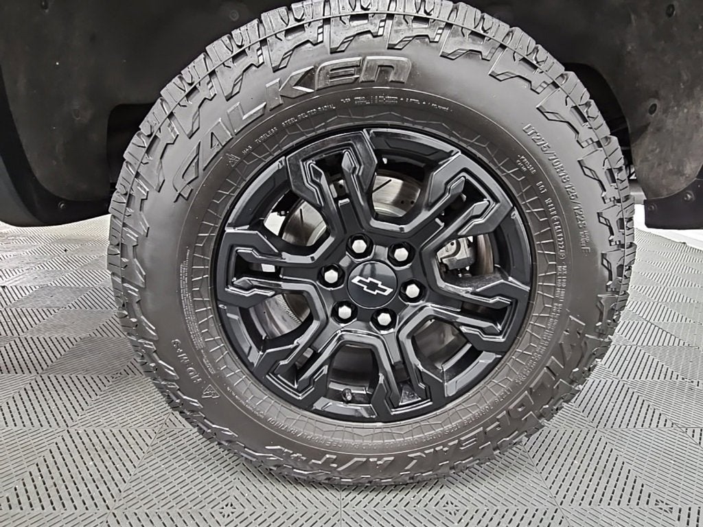 2024 Chevrolet Silverado 1500 ZR2