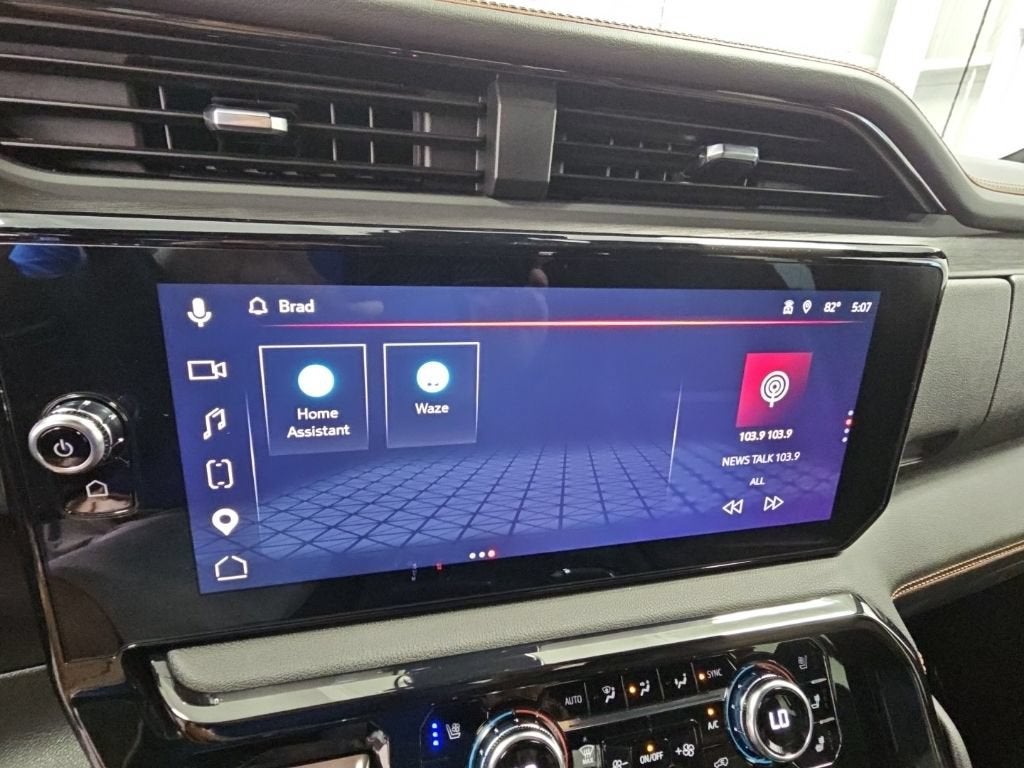 2025 GMC Sierra 1500 AT4 - Photo 16