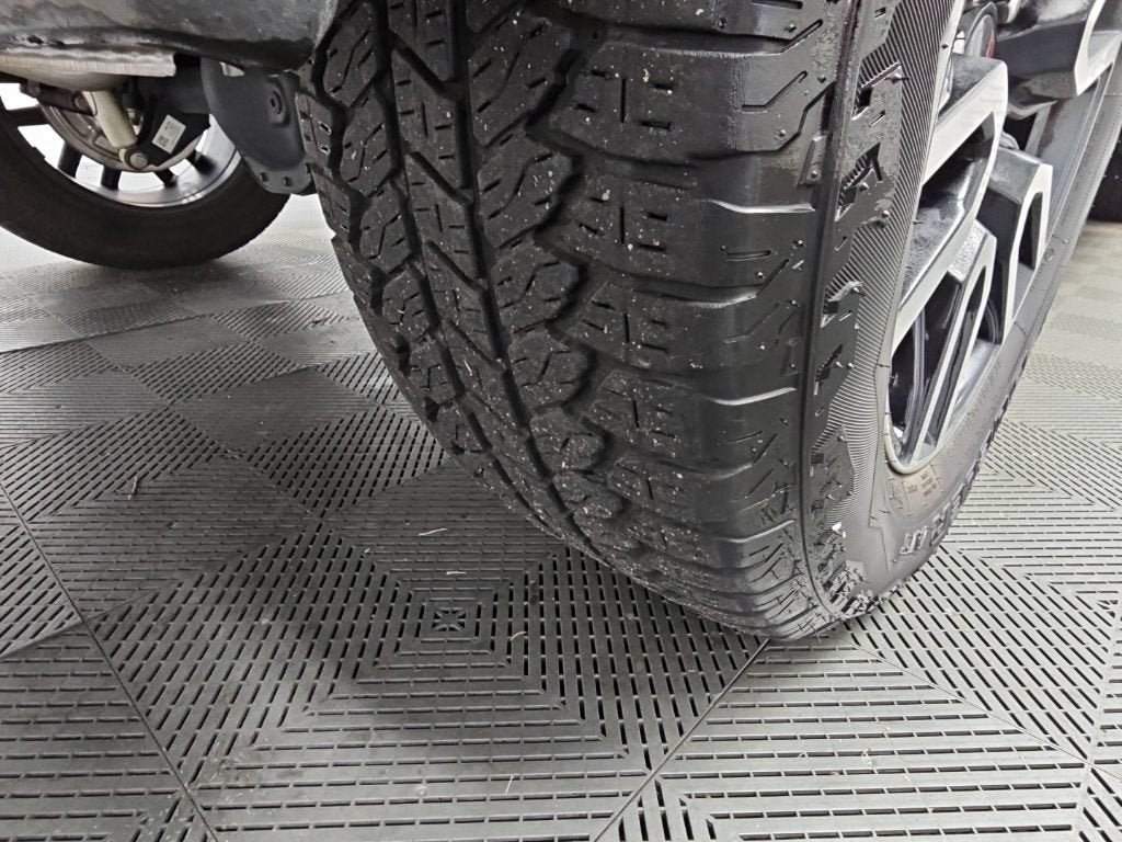 2025 GMC Sierra 1500 AT4 - Photo 53