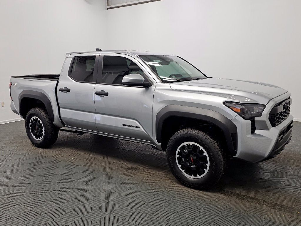 2024 Toyota Tacoma 4WD SR5