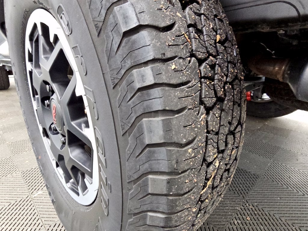 2024 Toyota Tacoma 4WD SR5
