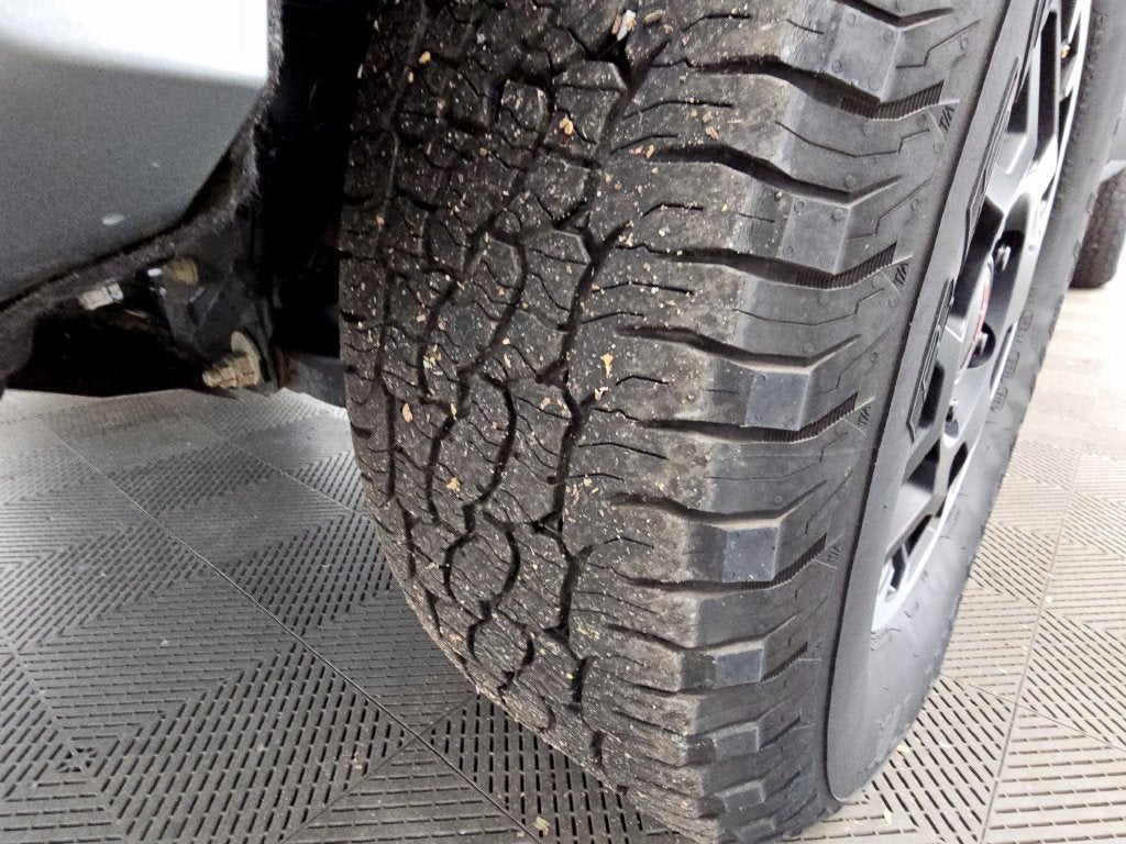 2024 Toyota Tacoma 4WD SR5