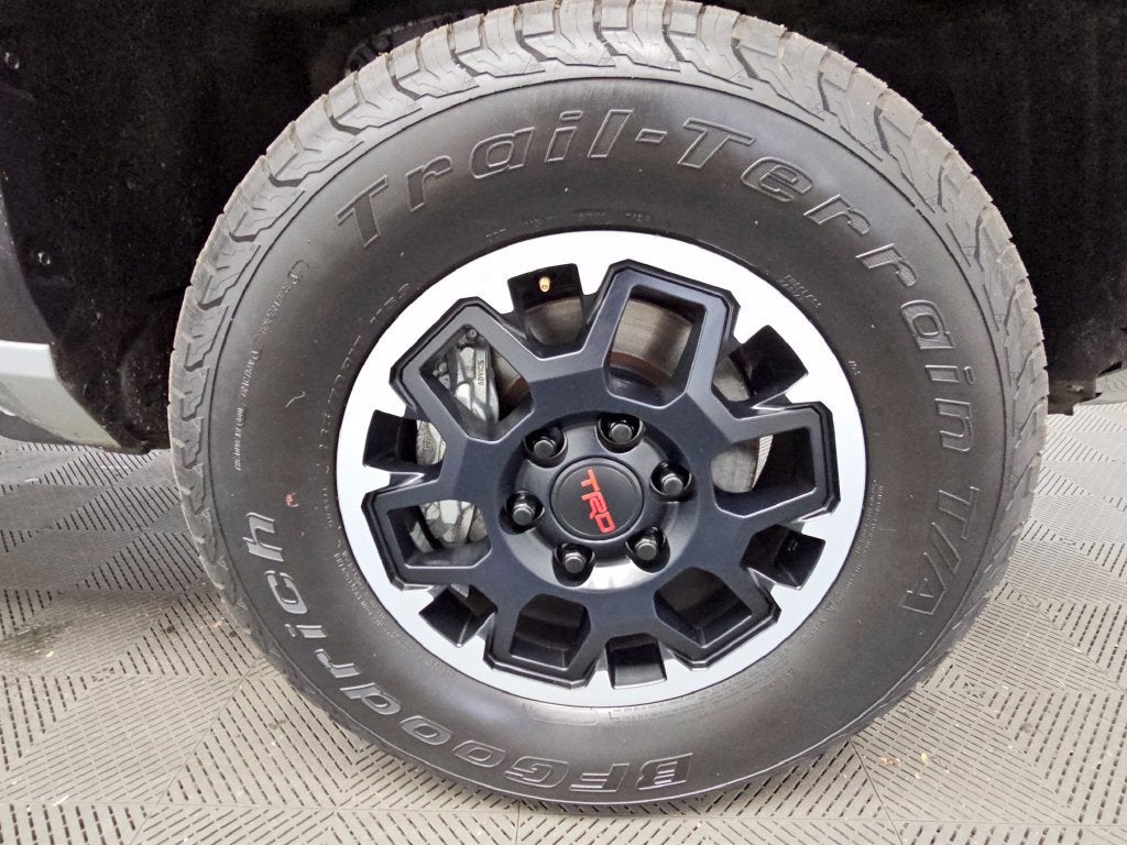 2024 Toyota Tacoma 4WD SR5