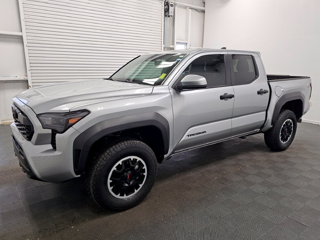 2024 Toyota Tacoma 4WD SR5