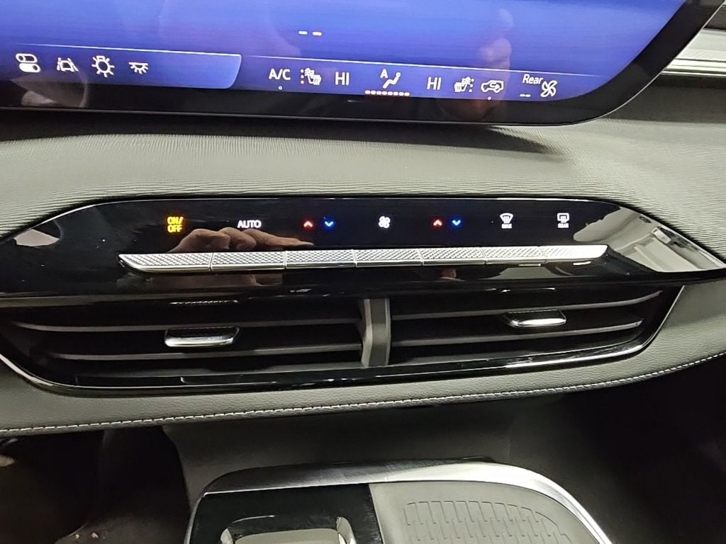 2025 Buick Enclave Sport Touring