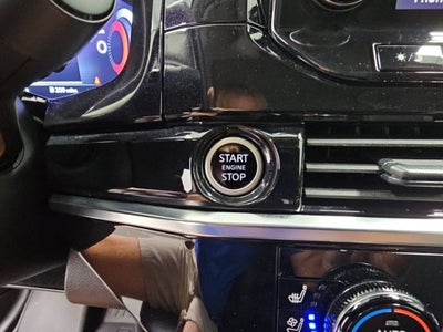 2024 Nissan Pathfinder Platinum FWD