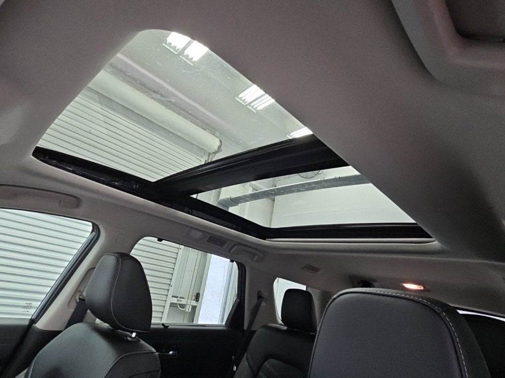 2024 Nissan Pathfinder Platinum FWD