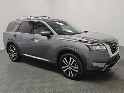 2024 Nissan Pathfinder Platinum FWD